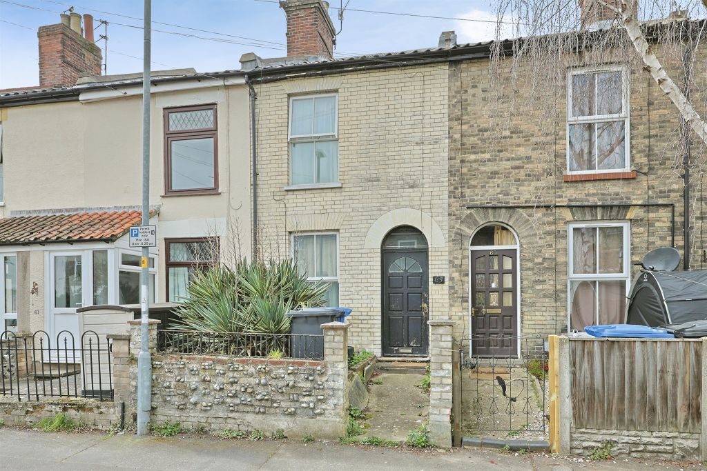 Property photo 1 of 15