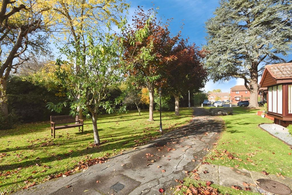 Property photo 2 of 16