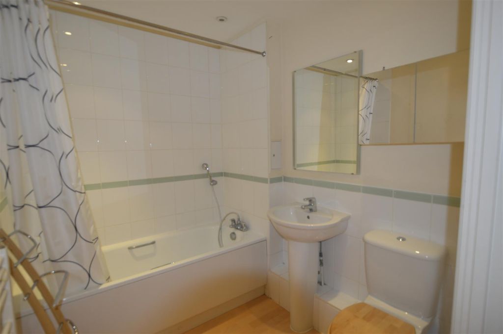 Property photo 3 of 3 Main Bathroom.Jpg