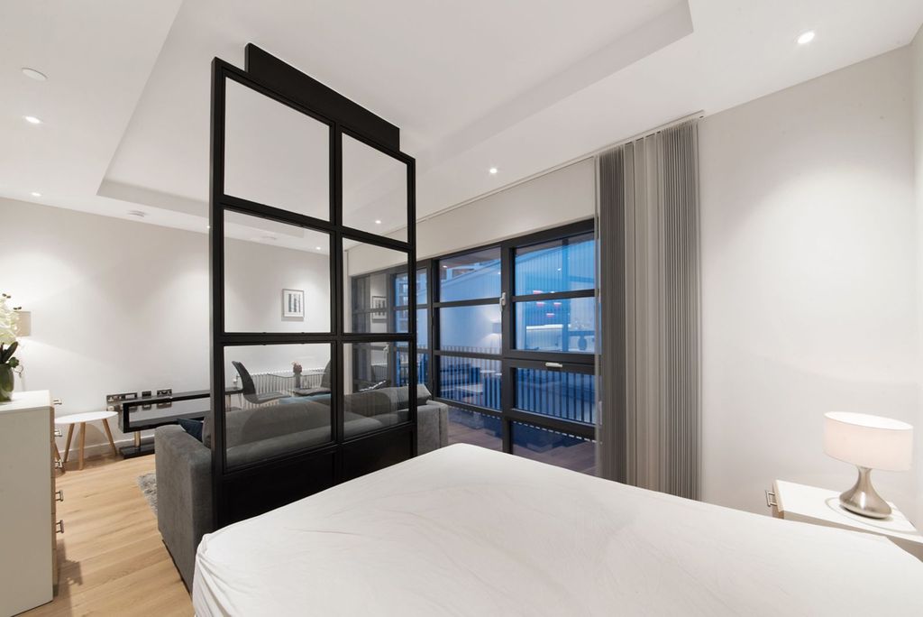 Property photo 3 of 9