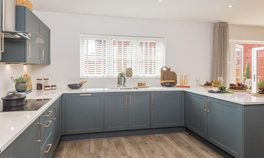 Property photo 2 of 8 Dandara - Zoopla -