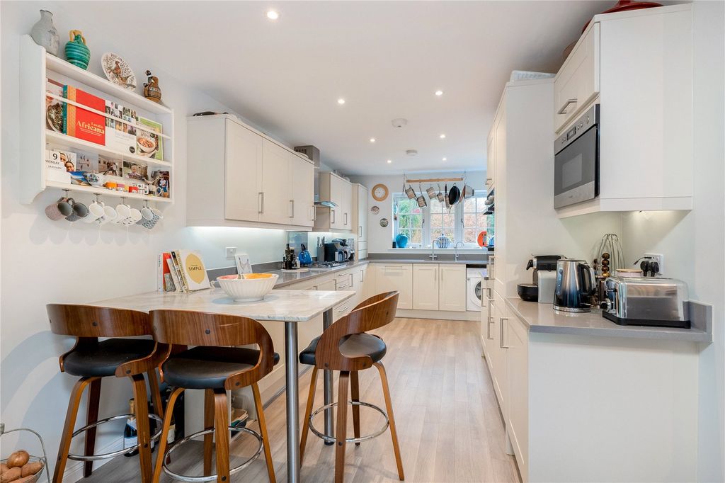 Property photo 3 of 16 Picture No. 06