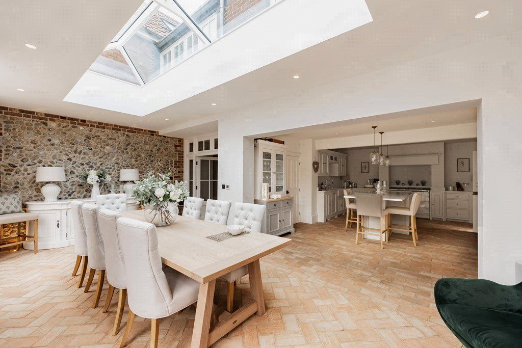 Property photo 3 of 26 Dining Room