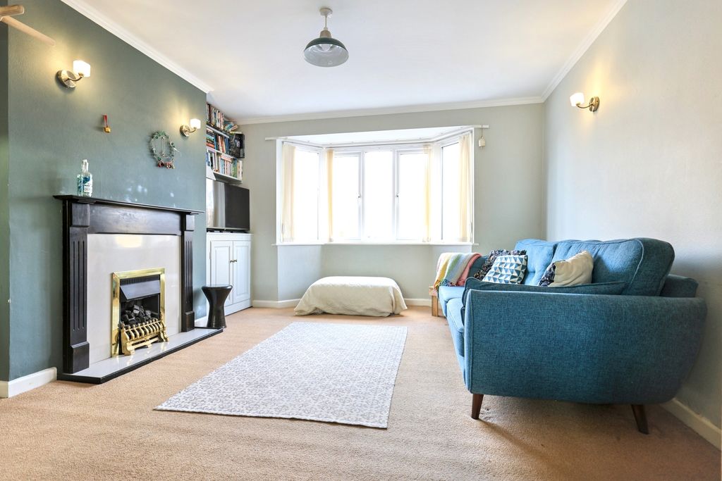 Property photo 2 of 19 Img_5579