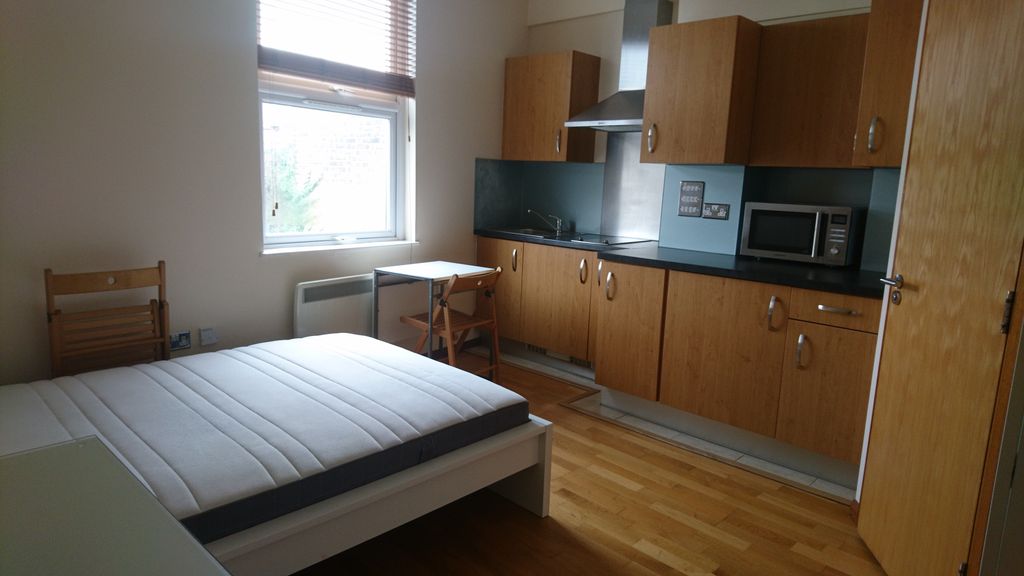 Property photo 2 of 3