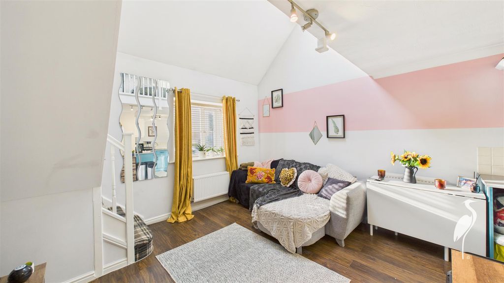 Property photo 3 of 11 Open Plan Lounge/Kitchen