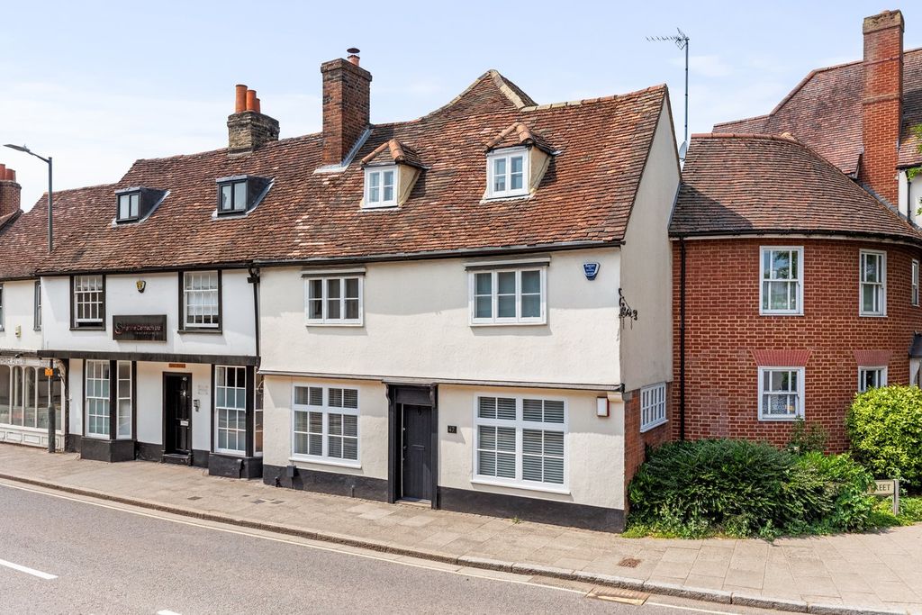 Property photo 1 of 40