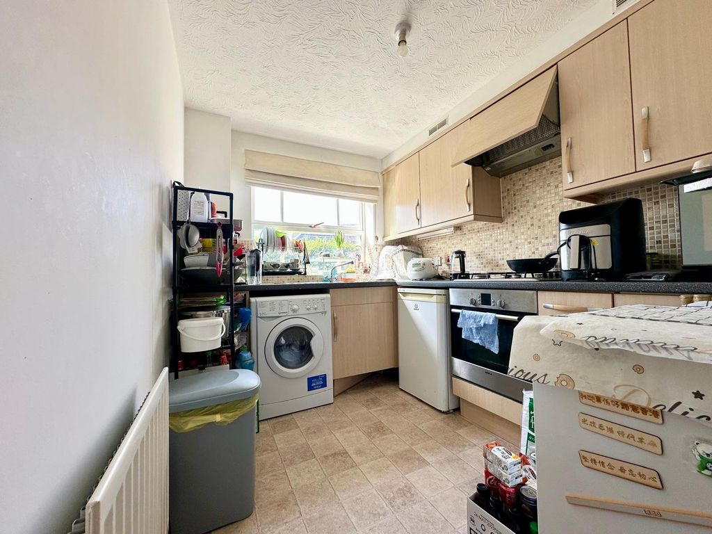 Property photo 2 of 7 Picture No. 05