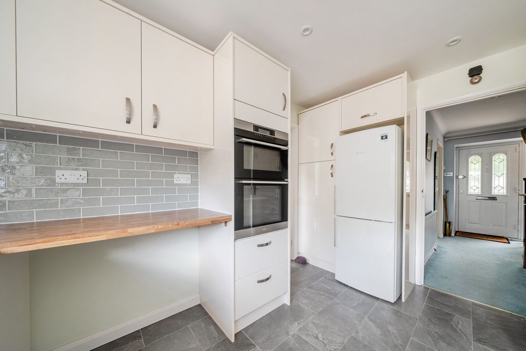 Property photo 3 of 24 1500149-18-6A6B48...