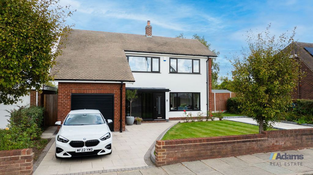 Property photo 2 of 33