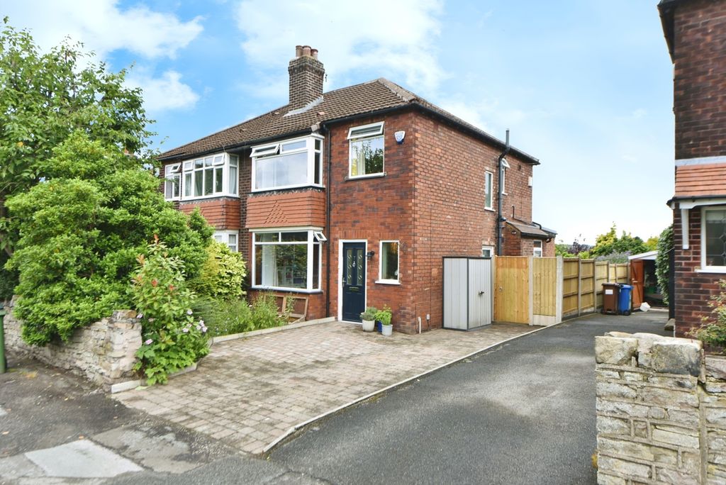 Property photo 1 of 17 Photo