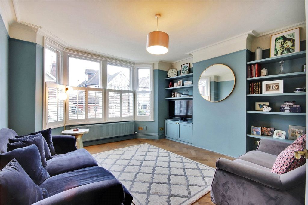 Property photo 2 of 13 Sitting Room