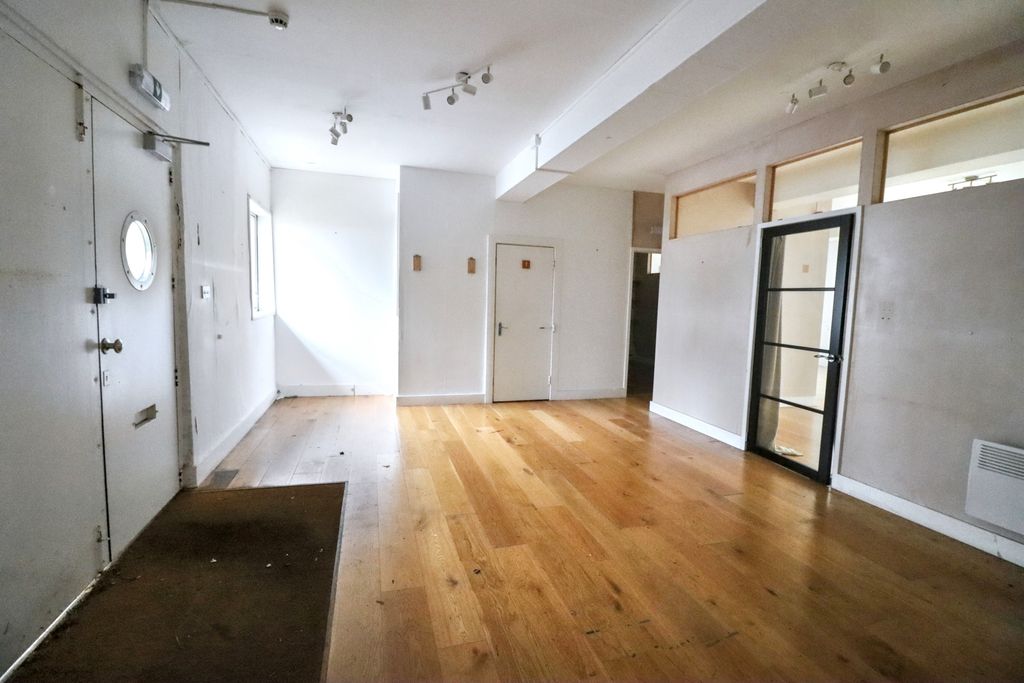 Property photo 2 of 11 Img_8564
