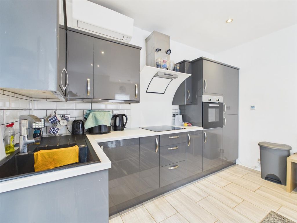 Additional image 60 of 5 bed property for saleChene Road, Peacehaven BN10