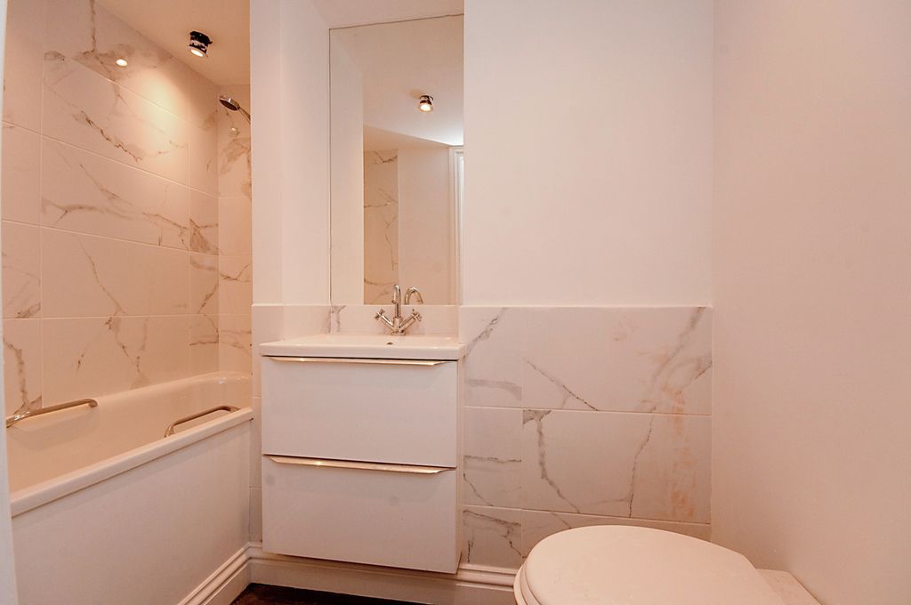 Property photo 2 of 15 Photography