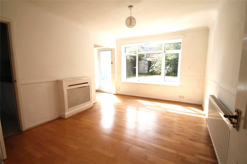 Property photo 2 of 12 Picture No. 02