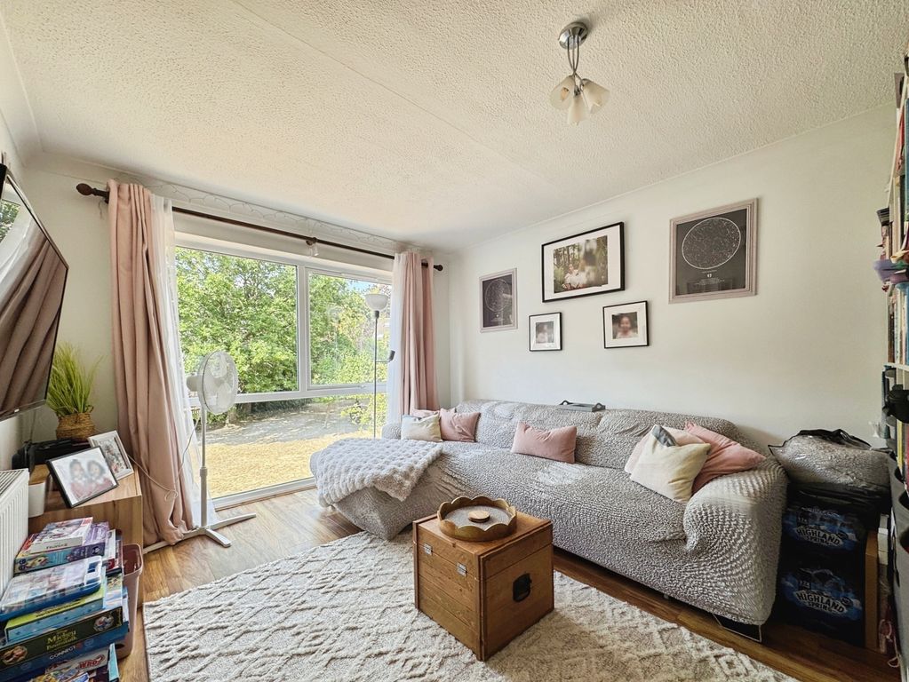 Property photo 2 of 13 Pbox-Img.Jpg