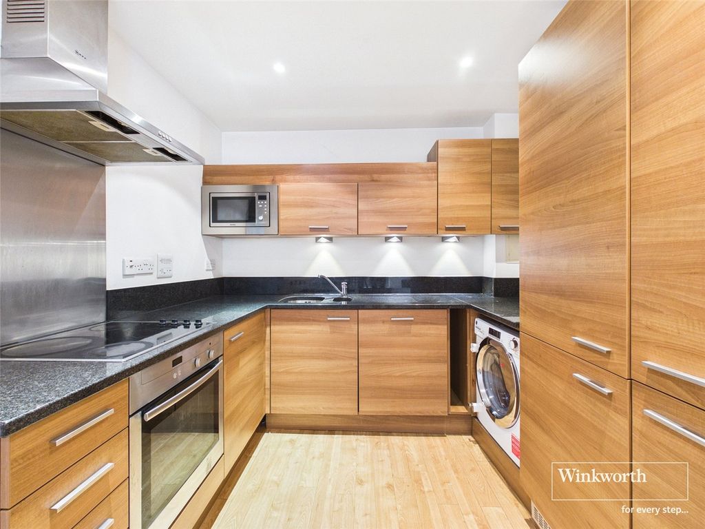 Property photo 2 of 9 Picture No. 07