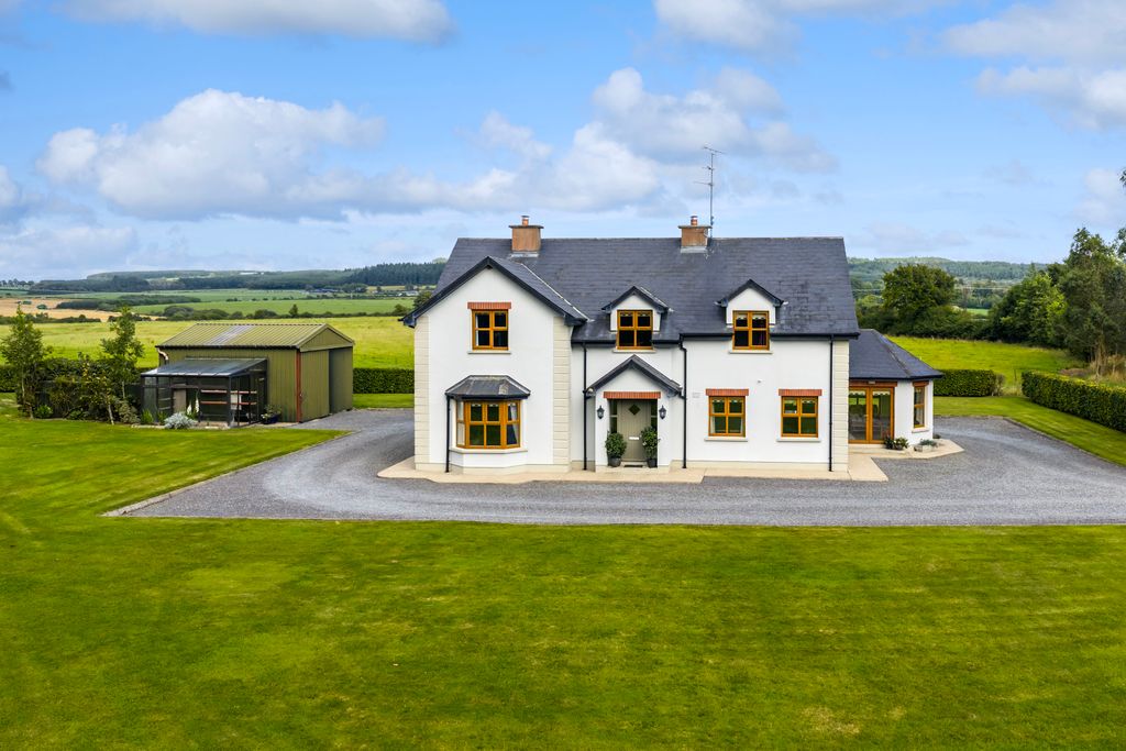 Property photo 1 of 75