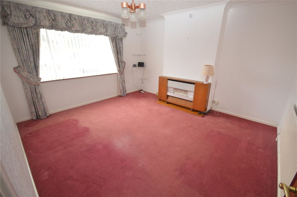 Property photo 2 of 13 Picture No. 07