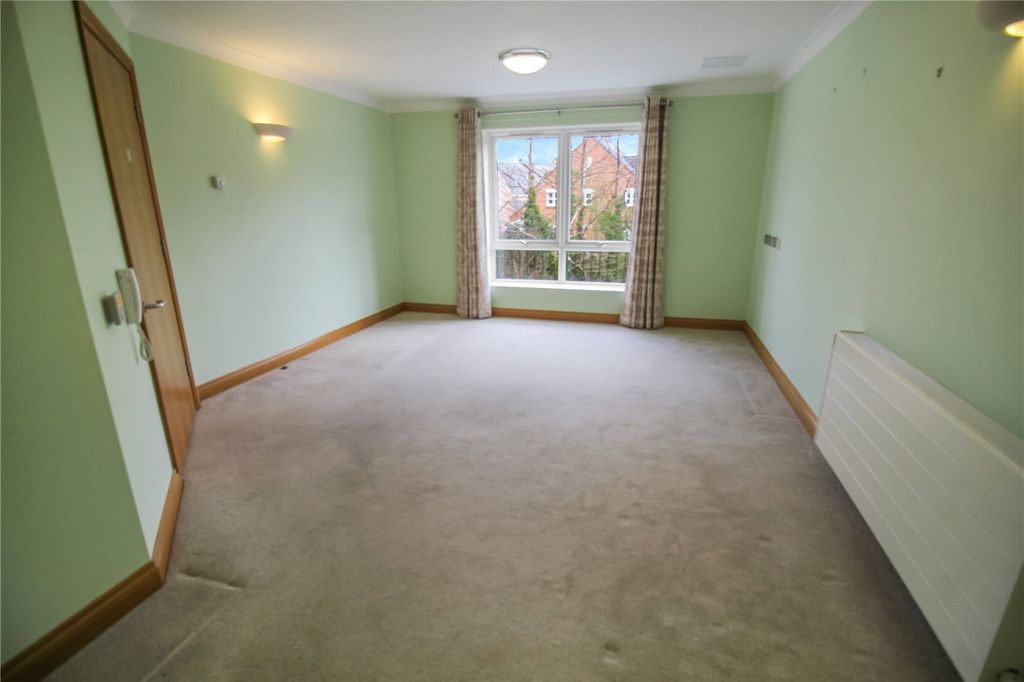 Property photo 3 of 8 Picture No. 01