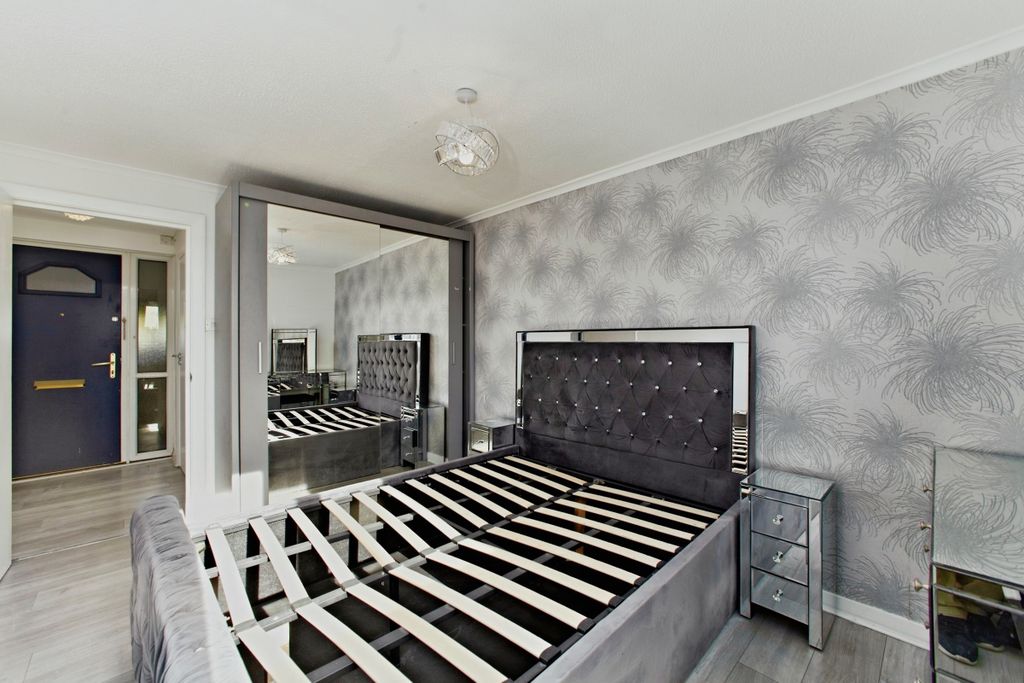 Property photo 3 of 9 95c5E624-45B7-F111-Aaae-000d3Ad4F375