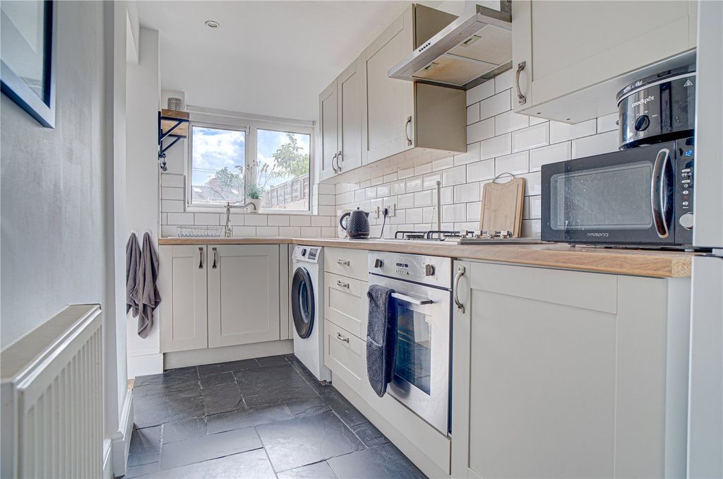 Property photo 2 of 12 Picture No. 02