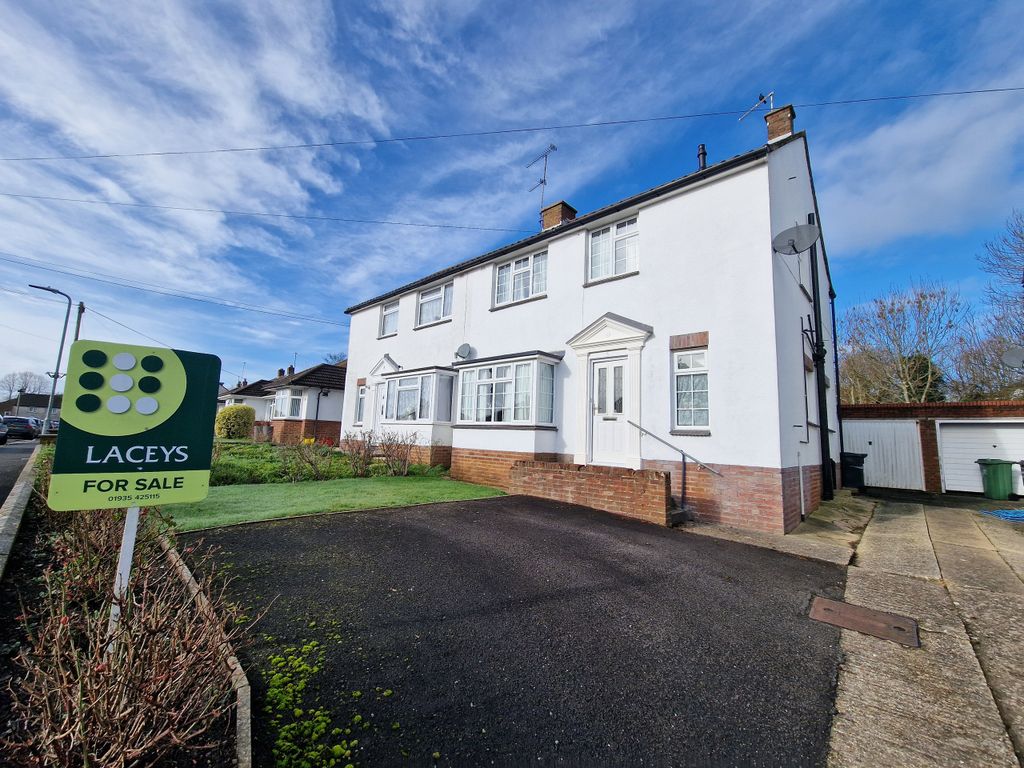 Property photo 1 of 15 Front Aspect