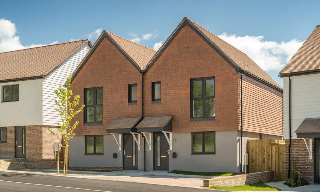 Property photo 1 of 8 Dandara - Zoopla -