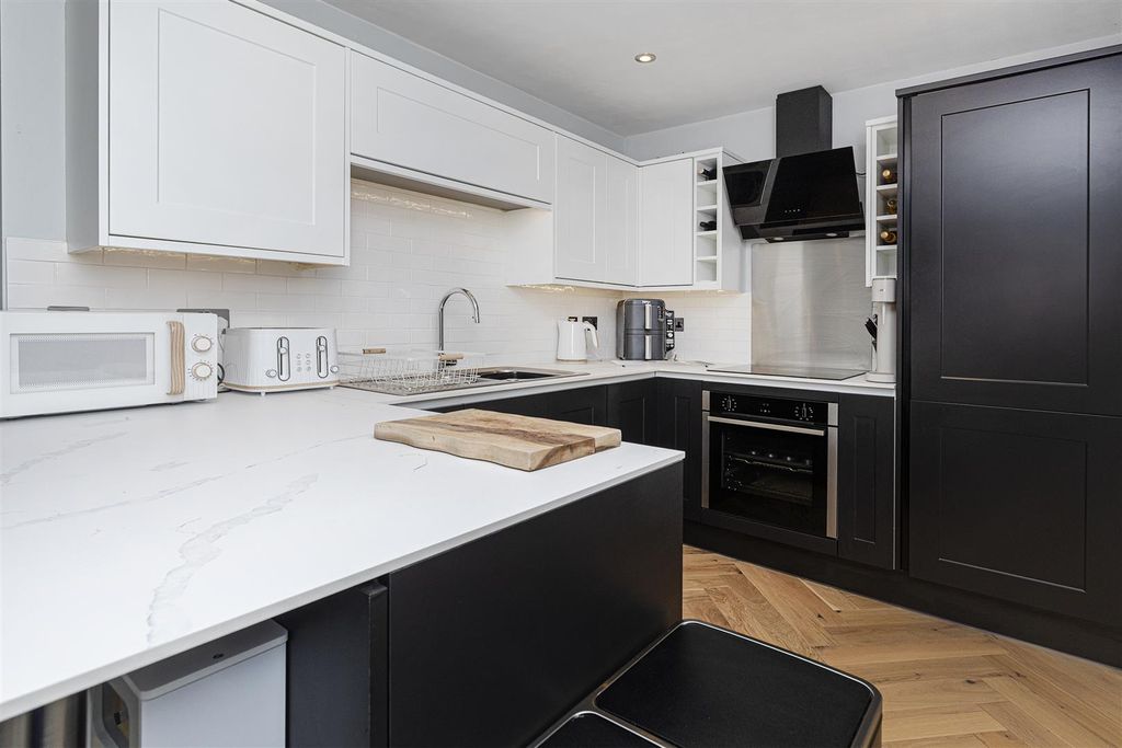 Property photo 2 of 49 Living/Dining Kitchen