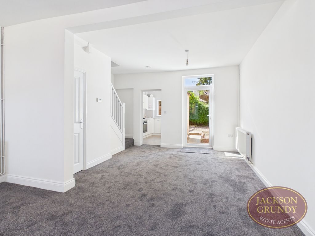 Property photo 1 of 10 Military Road