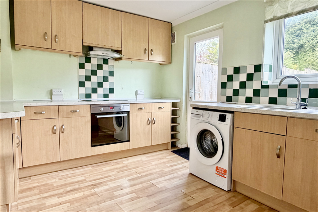 Property photo 2 of 26 Kitchen/Diner