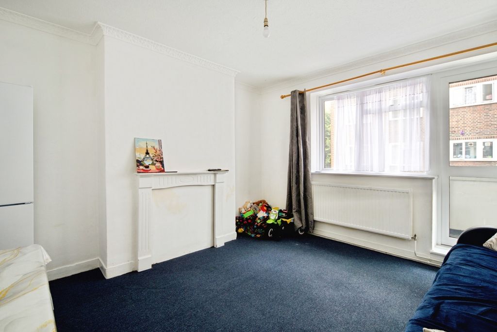 Property photo 2 of 12 Pbox-Img.Jpg