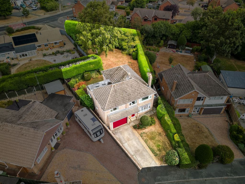 Property photo 2 of 30