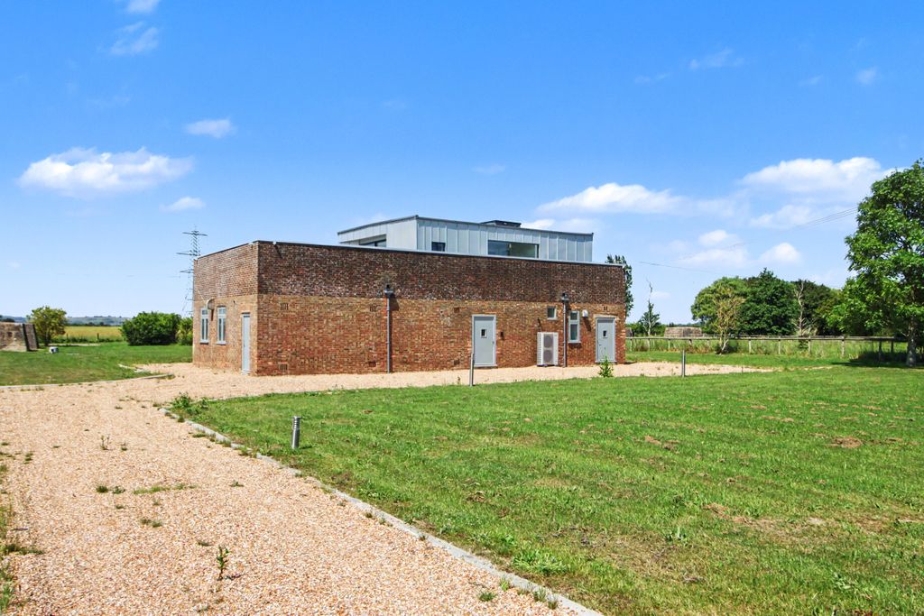 Property photo 2 of 20 Radar House, East Guldeford, Rye, East Sussex, Tn31 7Fu