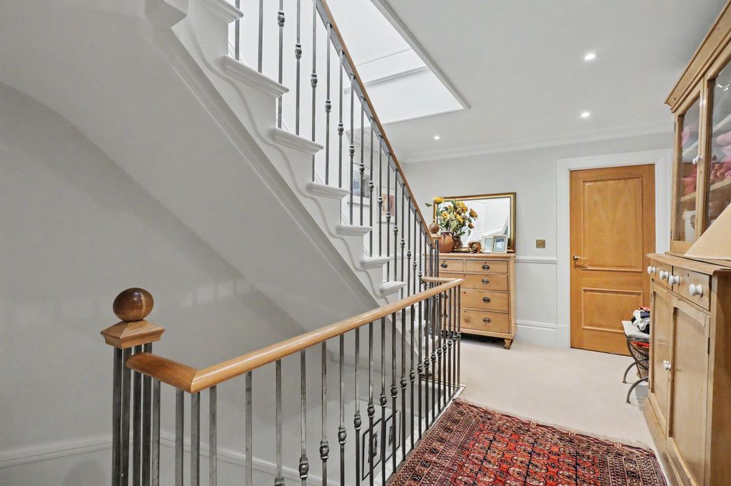 Additional image 9 of 5 bed semi-detached house for salePalace Road, East Molesey KT8