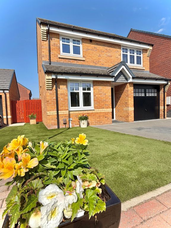 Property photo 2 of 54