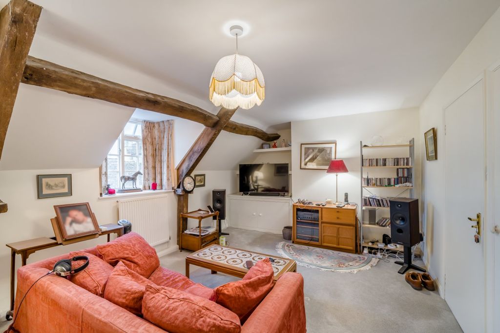 Property photo 3 of 10 Picture No. 11