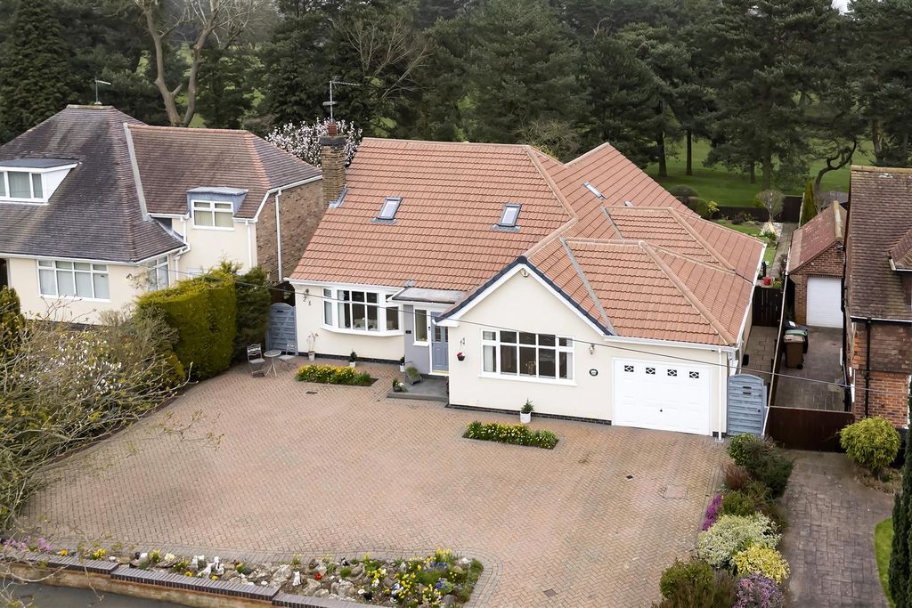 Property photo 1 of 28 003 - 28 Fairways.Jpg