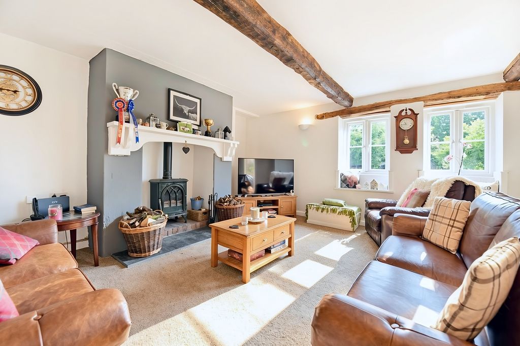 Property photo 2 of 11 Not Specified