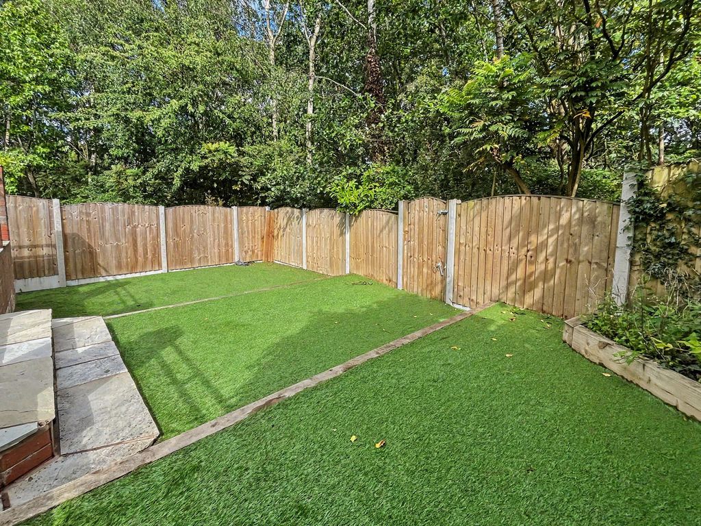 Property photo 2 of 40
