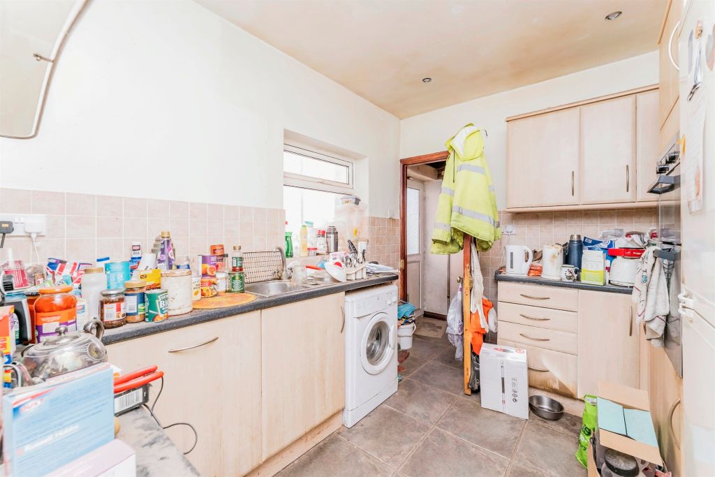 Property photo 3 of 18
