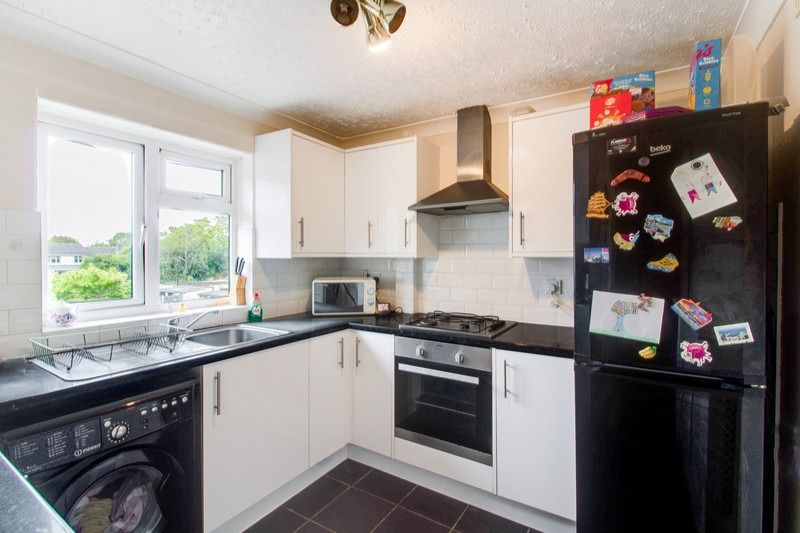 Property photo 2 of 11 4795923