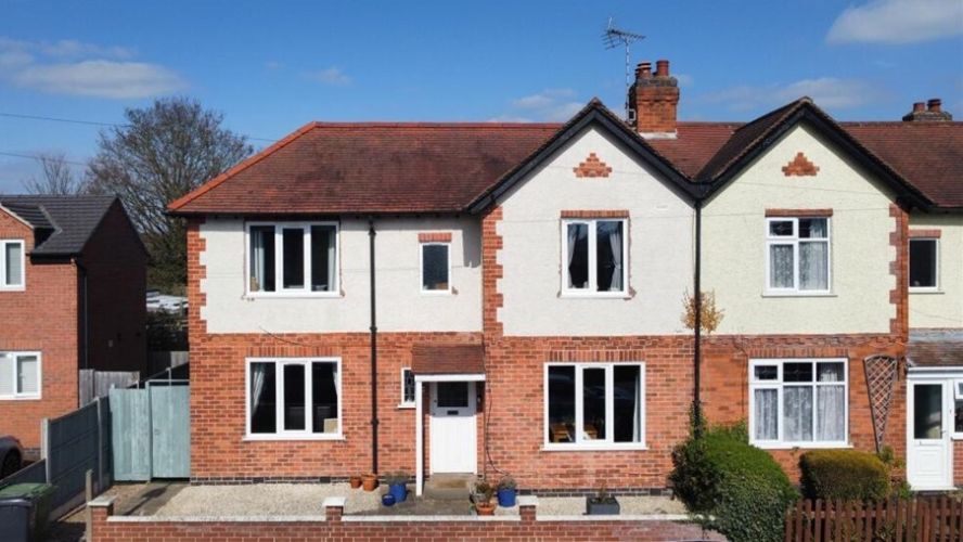 Property photo 1 of 12 Cover