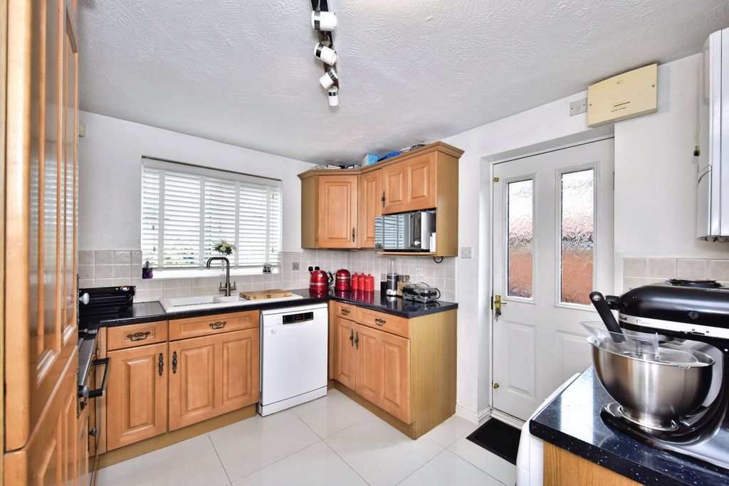 Additional image 7 of 3 bed detached house for saleGalena Close, Sittingbourne ME10