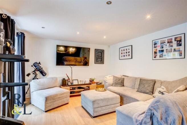 Property photo 2 of 8 Picture No. 07