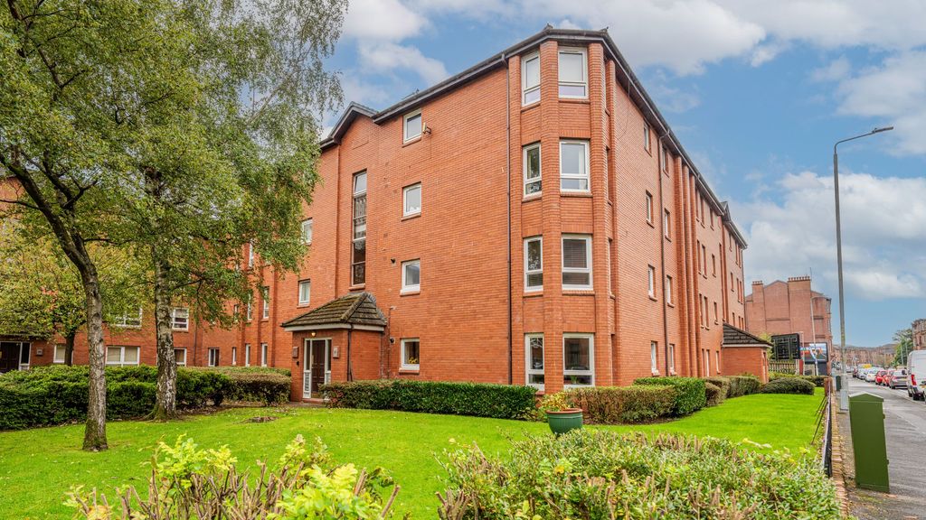 Property photo 2 of 21