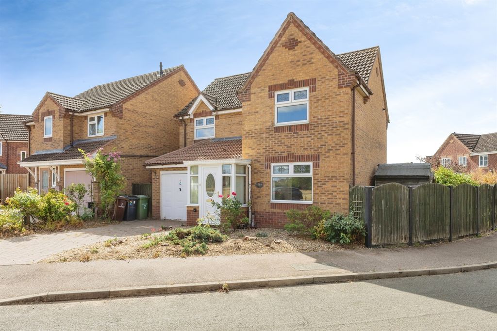Property photo 1 of 24
