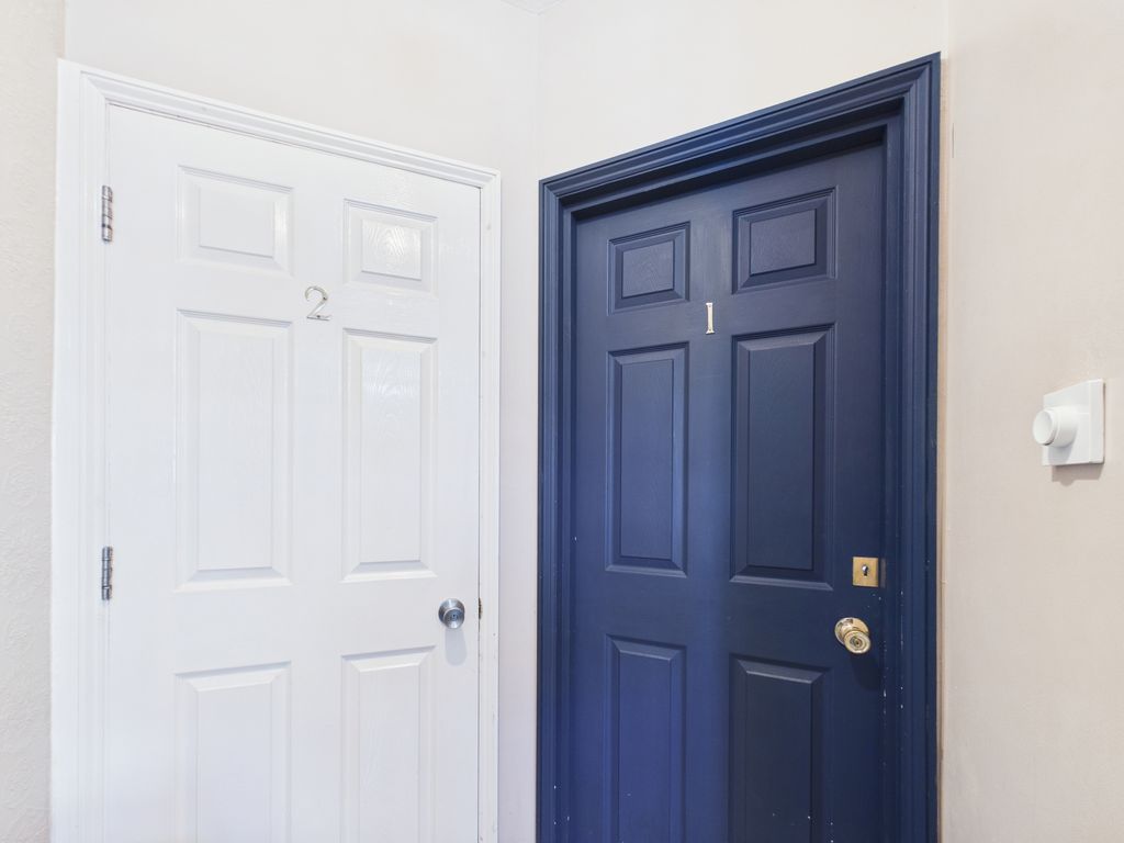 Property photo 3 of 25