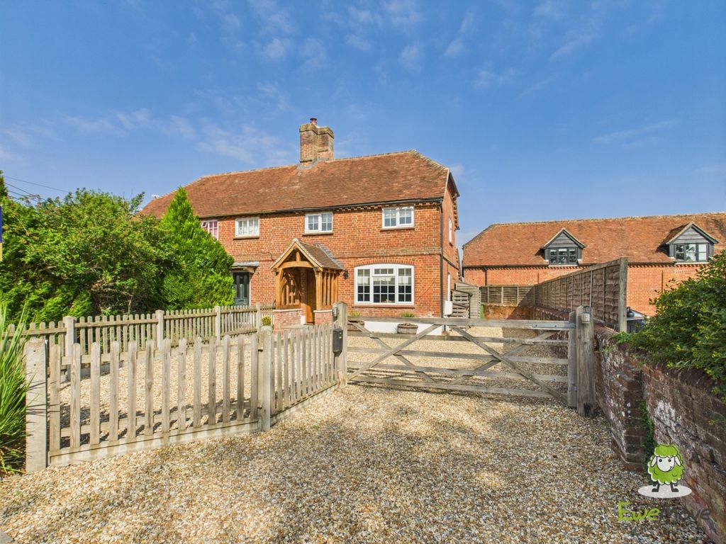 Property photo 1 of 39 Ewemove Basingstoke 17 Vyne Road